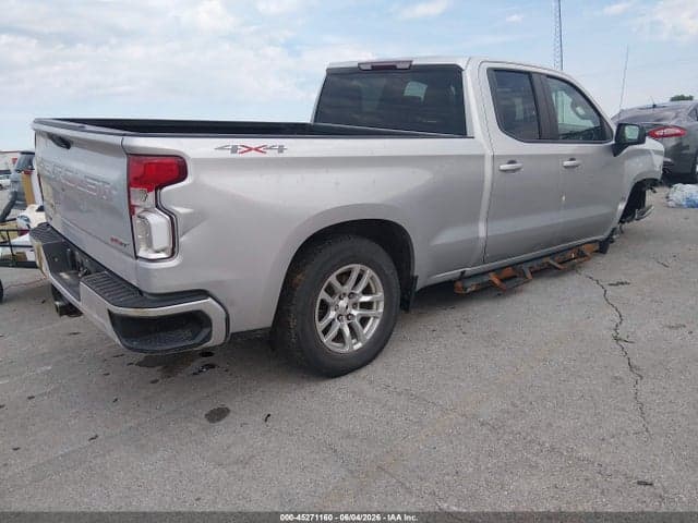 2019 CHEVROLET SILVERADO 1500 RST 4