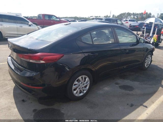 2017 HYUNDAI ELANTRA SE 4