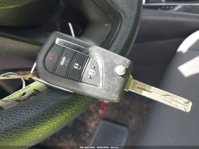 2025 TOYOTA COROLLA LE 11