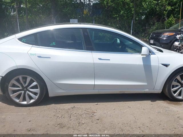 2018 TESLA MODEL 3 LONG RANGE/PERFORMANCE 13
