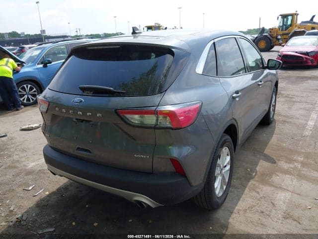 2021 FORD ESCAPE SE 4
