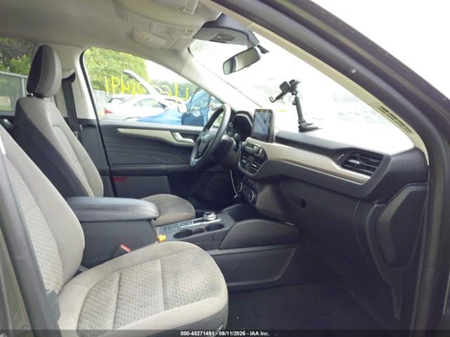 2021 FORD ESCAPE SE 5