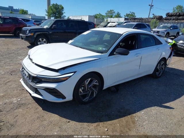 2025 HYUNDAI ELANTRA SEL SPORT 2