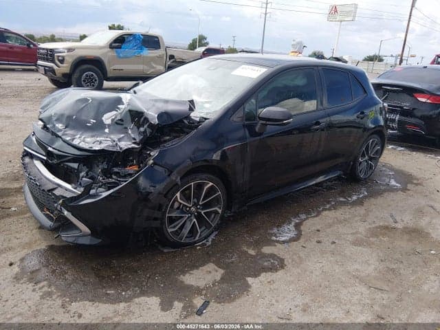 2021 TOYOTA COROLLA XSE 2