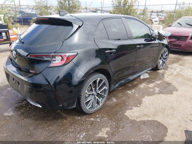 2021 TOYOTA COROLLA XSE 4