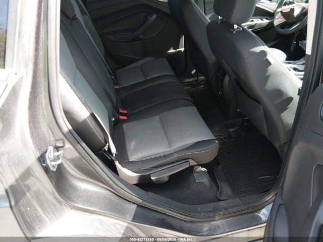 2019 FORD ESCAPE SE 8