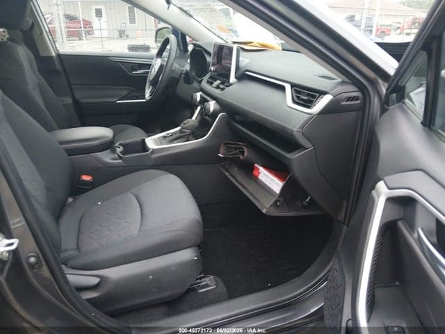 2025 TOYOTA RAV4 HYBRID XLE 5