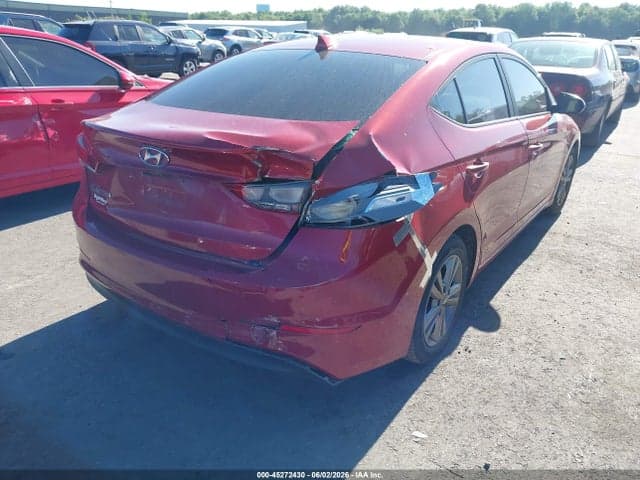 2017 HYUNDAI ELANTRA SE 4