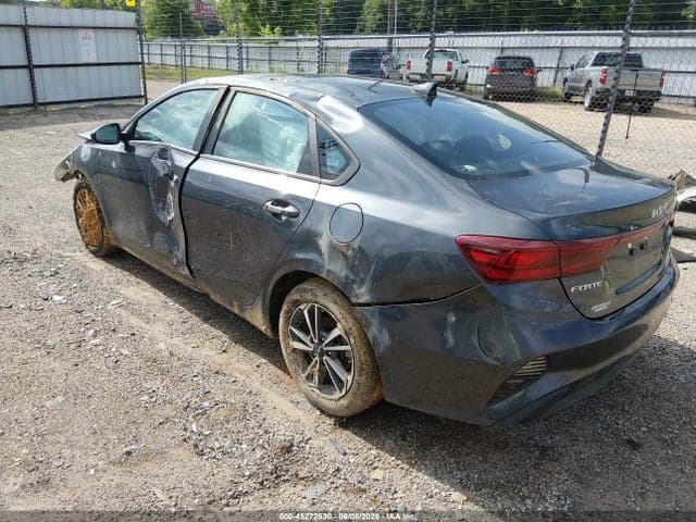 2024 KIA FORTE LXS 3