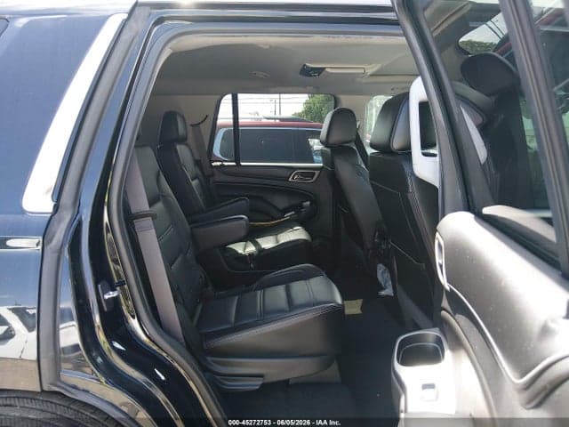 2017 GMC YUKON DENALI 8