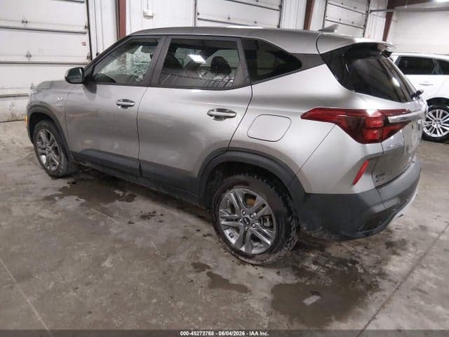 2021 KIA SELTOS LX 3