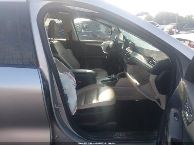 2022 FORD ESCAPE SEL 5
