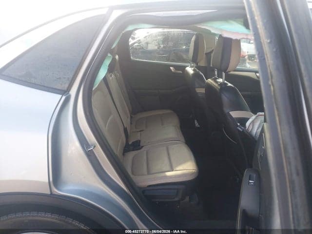 2022 FORD ESCAPE SEL 8