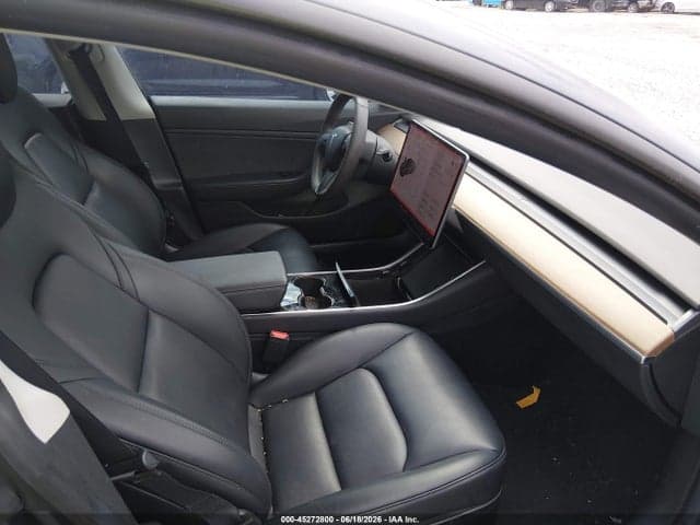 2019 TESLA MODEL 3 LONG RANGE/PERFORMANCE 5