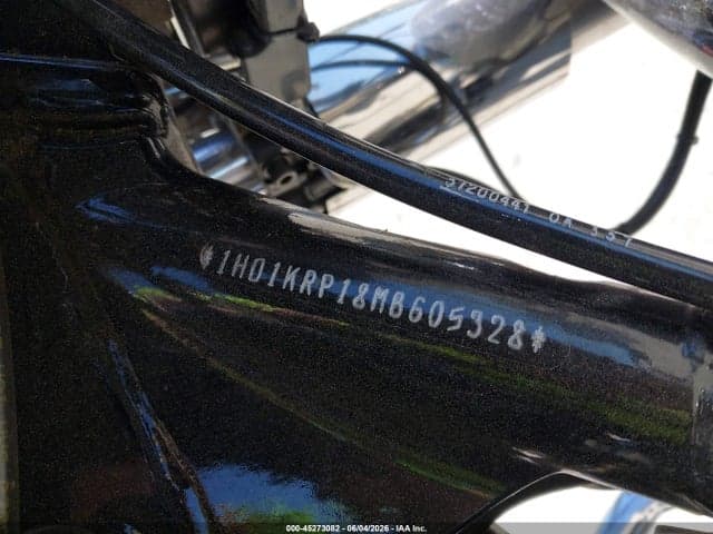2021 HARLEY-DAVIDSON FLHXS 10
