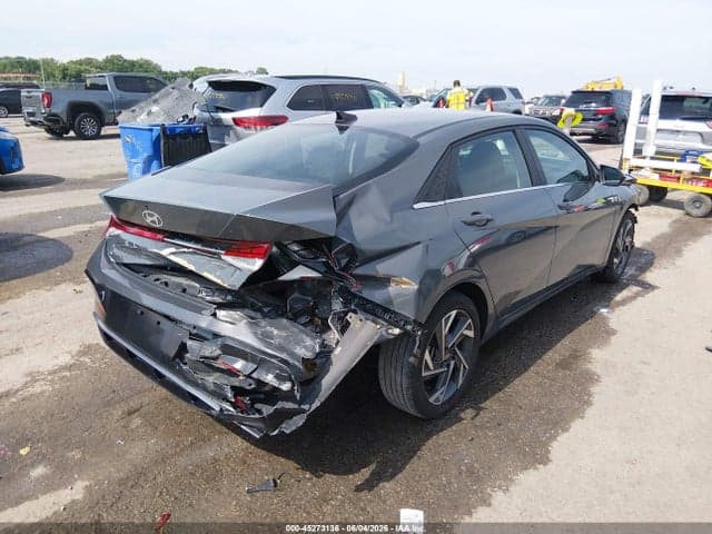 2024 HYUNDAI ELANTRA SEL 18