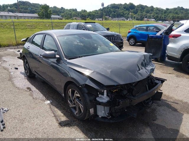 2024 HYUNDAI ELANTRA SEL 21