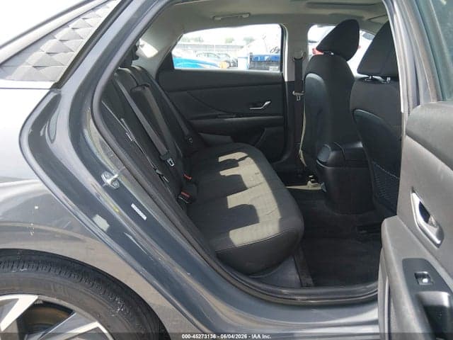 2024 HYUNDAI ELANTRA SEL 8