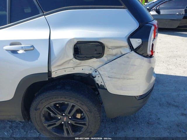 2022 GMC TERRAIN AWD AT4 6