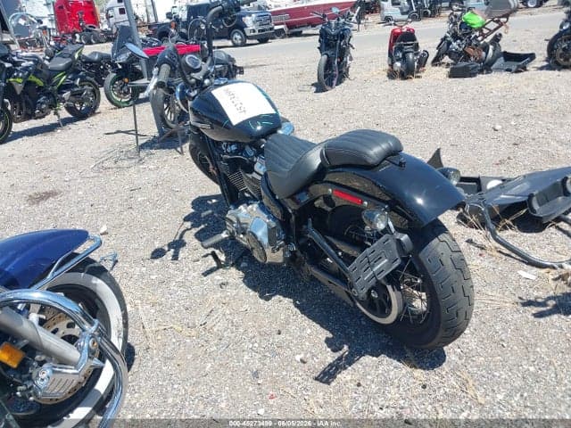 2025 HARLEY-DAVIDSON FXBB 3