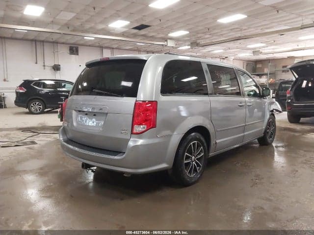 2017 DODGE GRAND CARAVAN GT 4