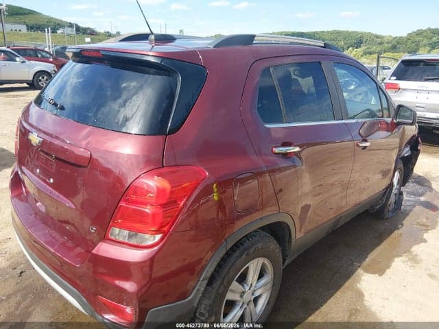 2017 CHEVROLET TRAX LT 4