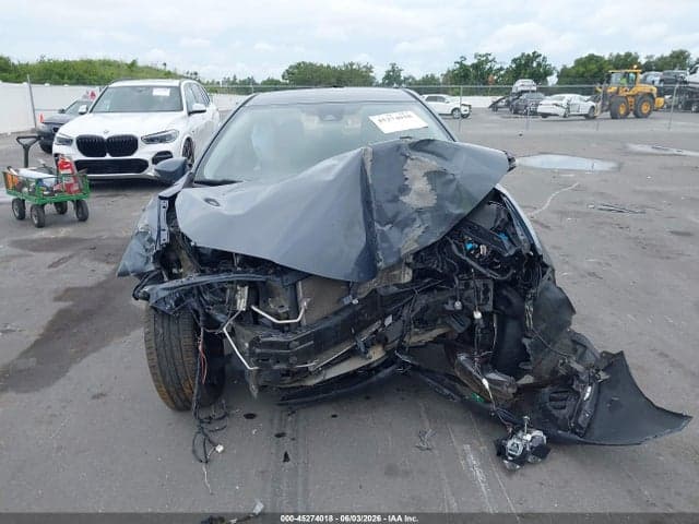 2019 TOYOTA COROLLA SE 13