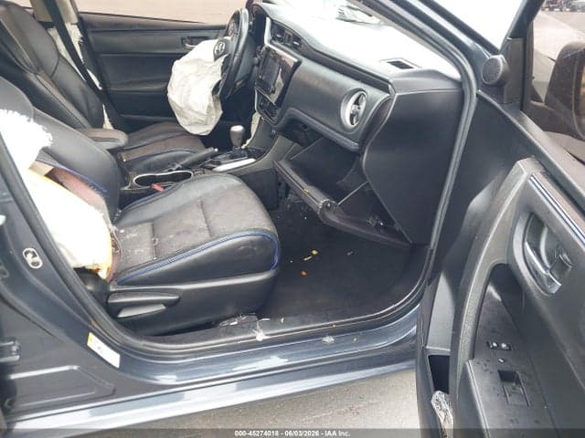 2019 TOYOTA COROLLA SE 5