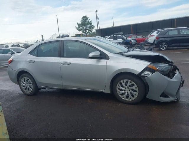 2017 TOYOTA COROLLA LE 13