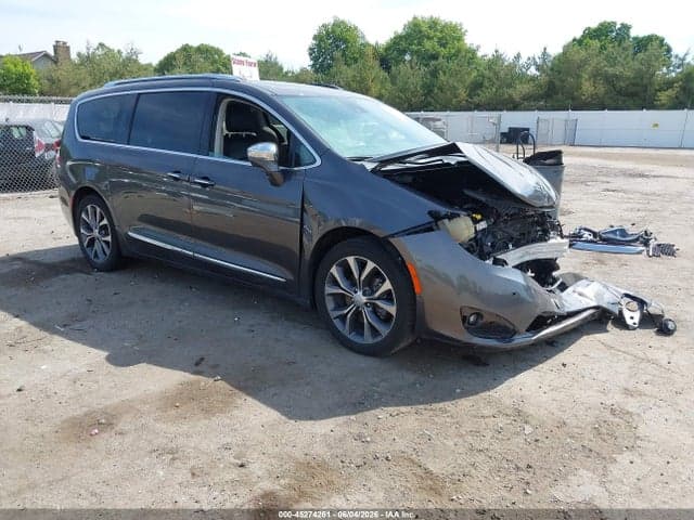 2017 CHRYSLER PACIFICA LIMITED 1