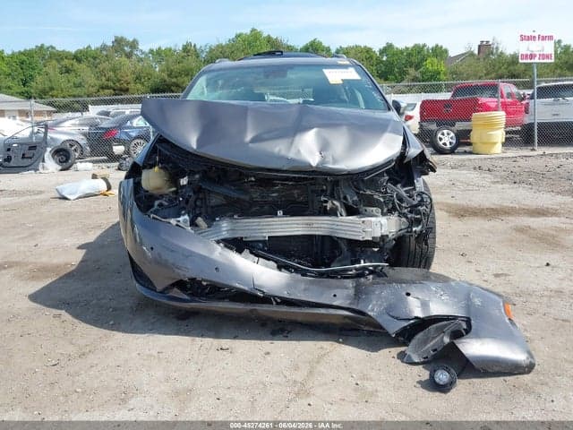 2017 CHRYSLER PACIFICA LIMITED 6