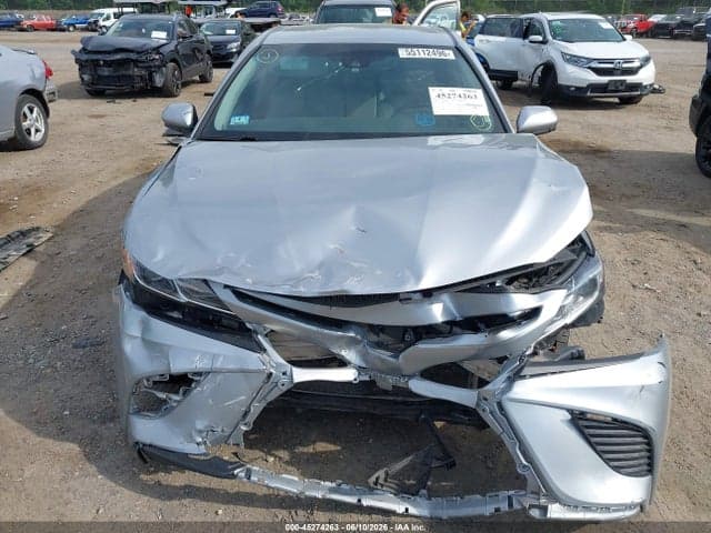 2018 TOYOTA CAMRY SE 13