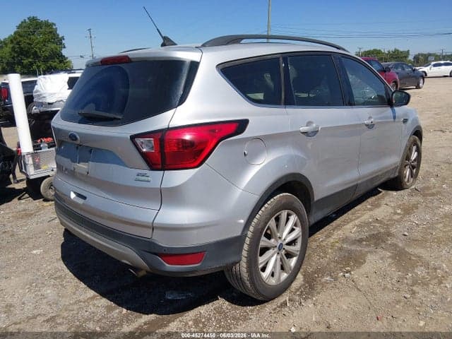 2019 FORD ESCAPE SEL 4