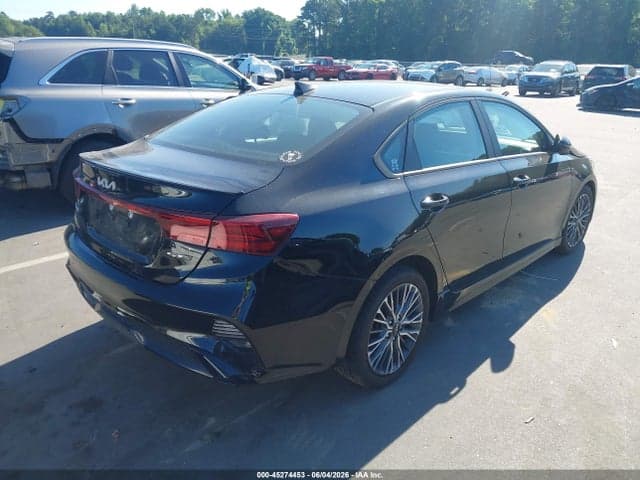2023 KIA FORTE GT-LINE 4