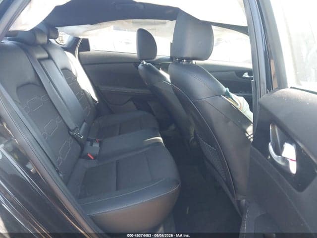2023 KIA FORTE GT-LINE 8