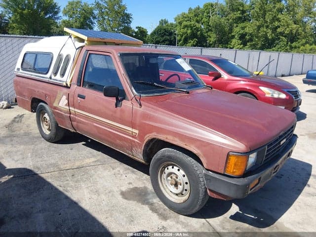 1986 TOYOTA PICKUP 1/2 TON RN50