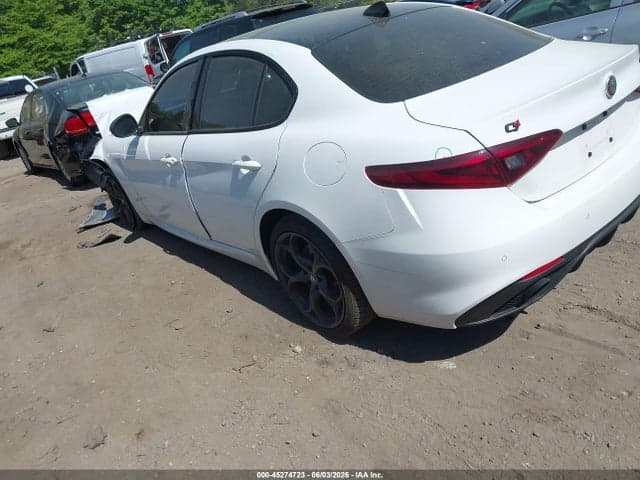 2020 ALFA ROMEO GIULIA TI SPORT AWD 3