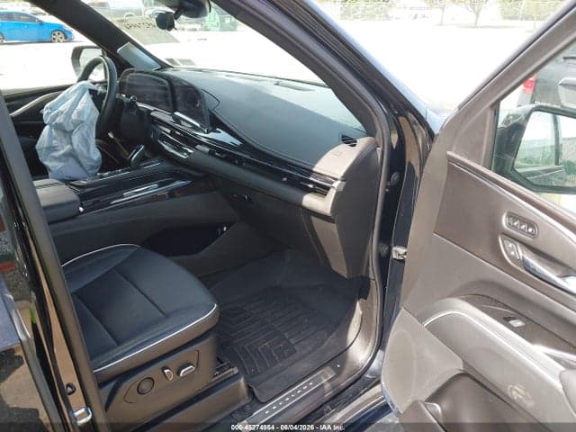 2022 CADILLAC ESCALADE 4WD SPORT 5