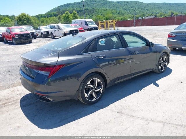2021 HYUNDAI ELANTRA SEL 4