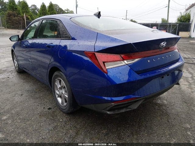 2021 HYUNDAI ELANTRA SE 3