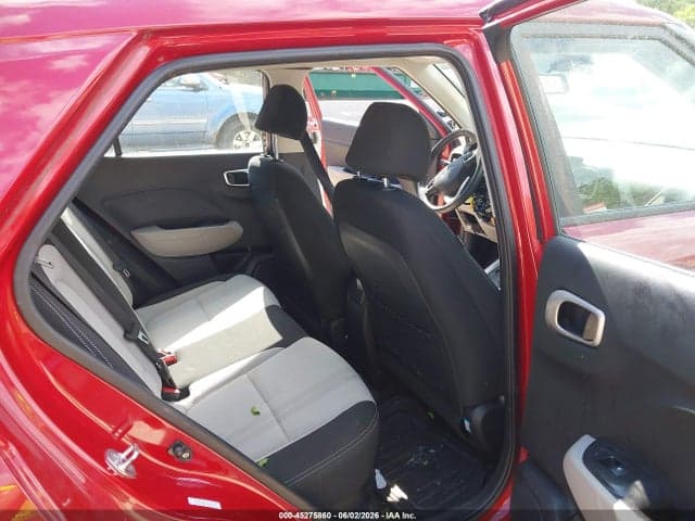 2021 HYUNDAI VENUE SEL 8