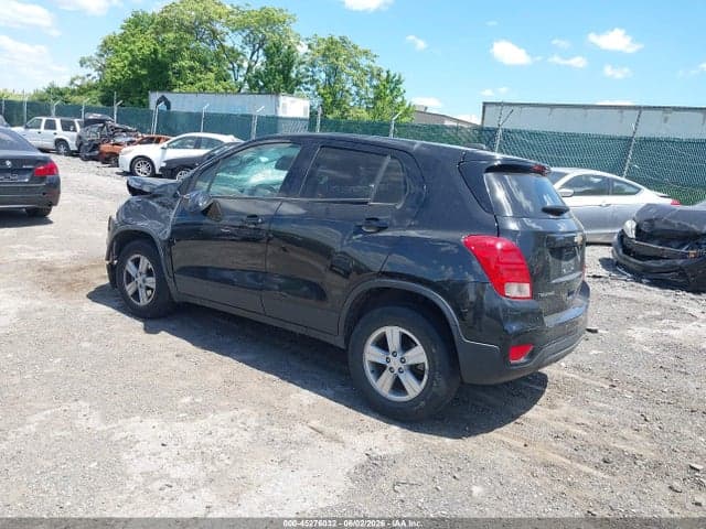 2020 CHEVROLET TRAX AWD LS 3