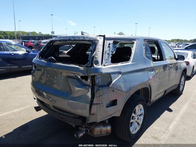 2021 CHEVROLET TRAVERSE AWD LS 4