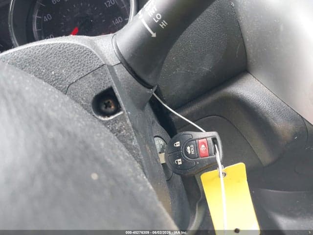 2017 NISSAN VERSA 1.6 SV 11