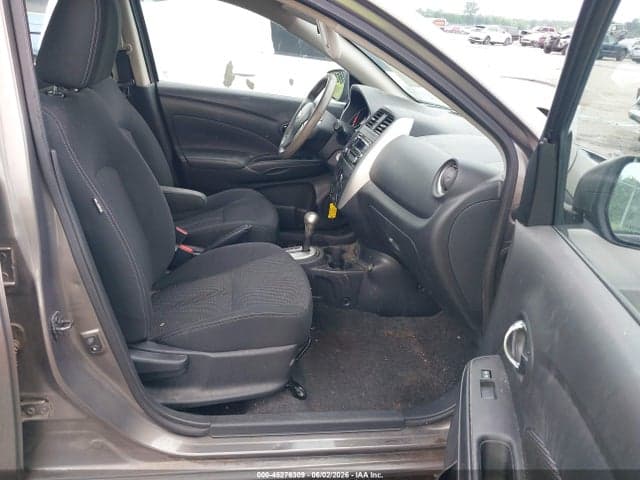2017 NISSAN VERSA 1.6 SV 5