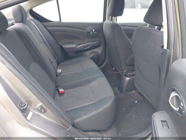2017 NISSAN VERSA 1.6 SV 8
