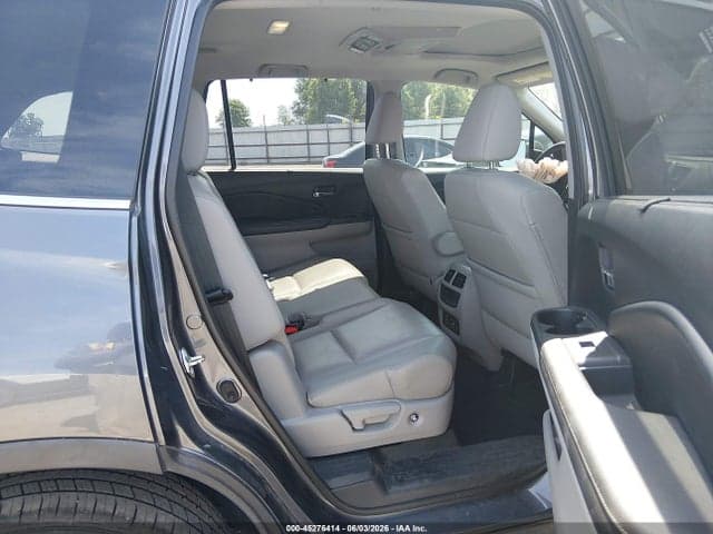 2017 HONDA PILOT EX-L 8
