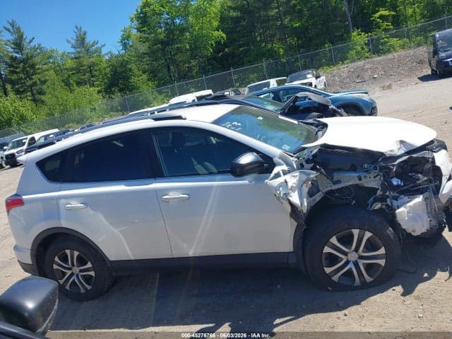 2017 TOYOTA RAV4 LE 14
