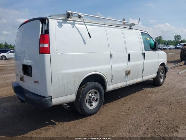 2017 GMC SAVANA 2500 WORK VAN 4