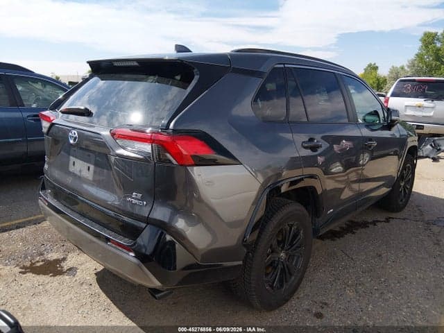 2022 TOYOTA RAV4 HYBRID SE 4